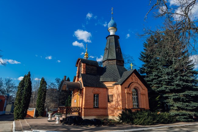 Храм
